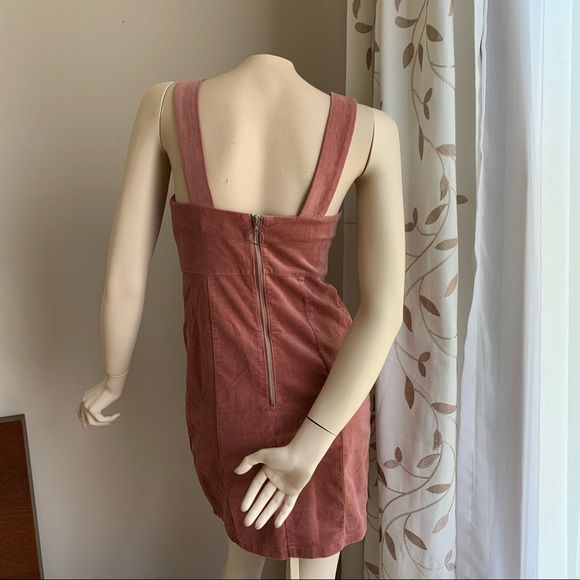 Pink velvet dress from forever 21 - Picture 6 of 9